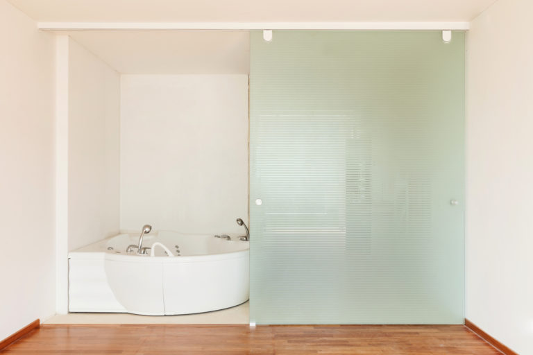 Glass shower